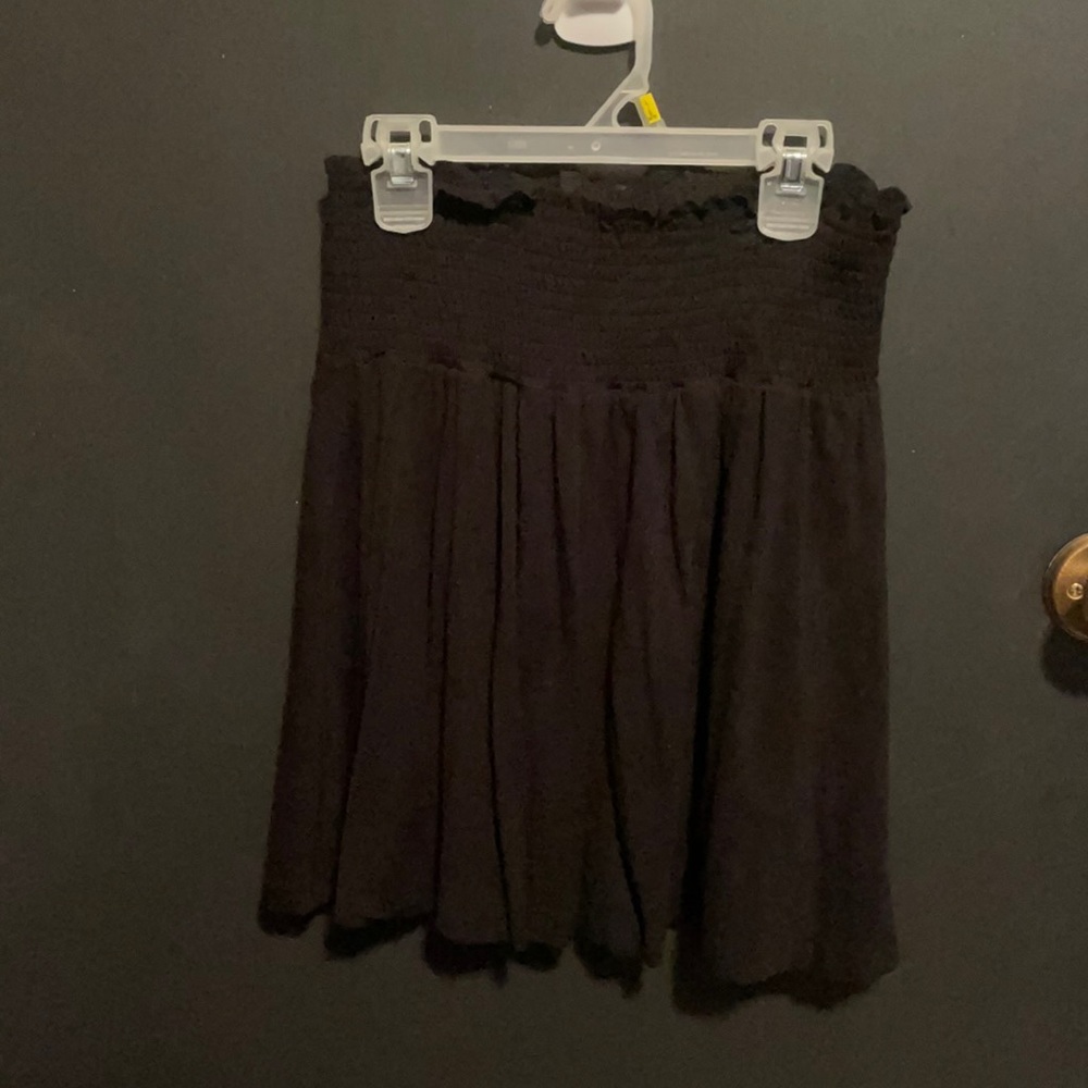 🔥3 for $15🔥 H&M plain black skirt